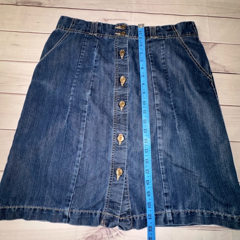IZOD Button-Down Denim Skirt | Size 10 Classic Summer Business Casual Church - Picture 5 of 6
